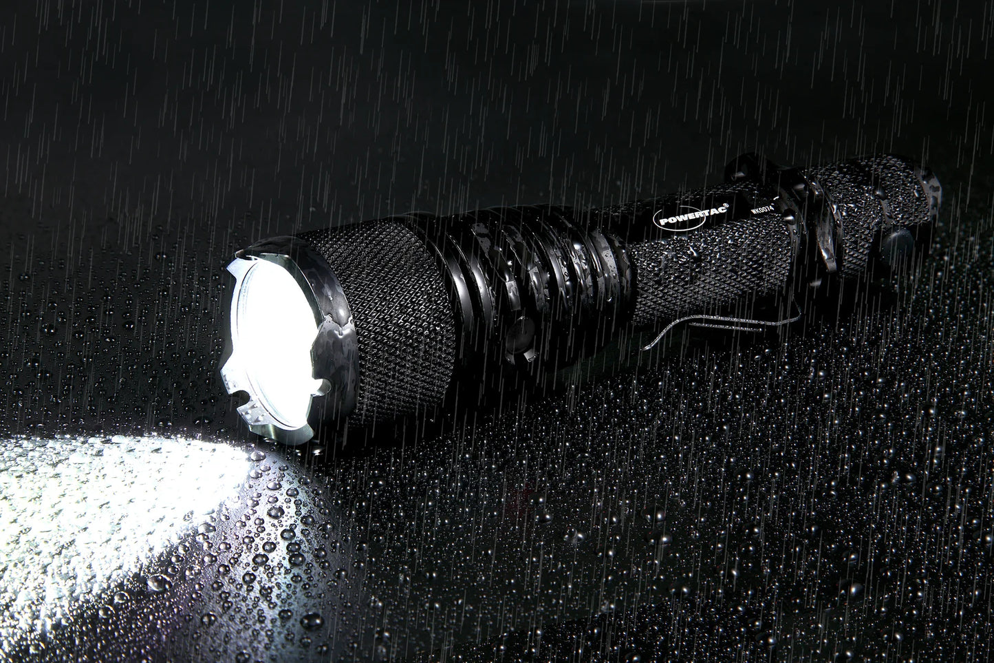 WARRIOR LT (LONG THROW) GEN 5 - 3050 LUMEN TACTICAL FLASHLIGHT